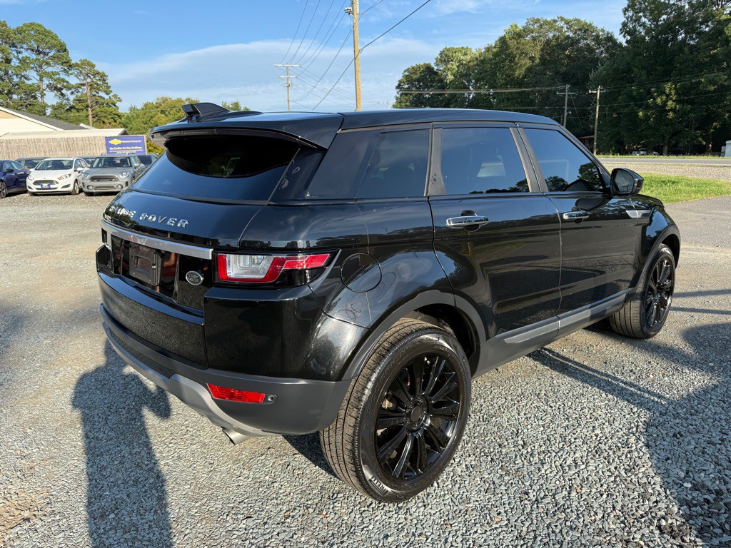 2018 Land Rover Range Rover Evoque Image 3