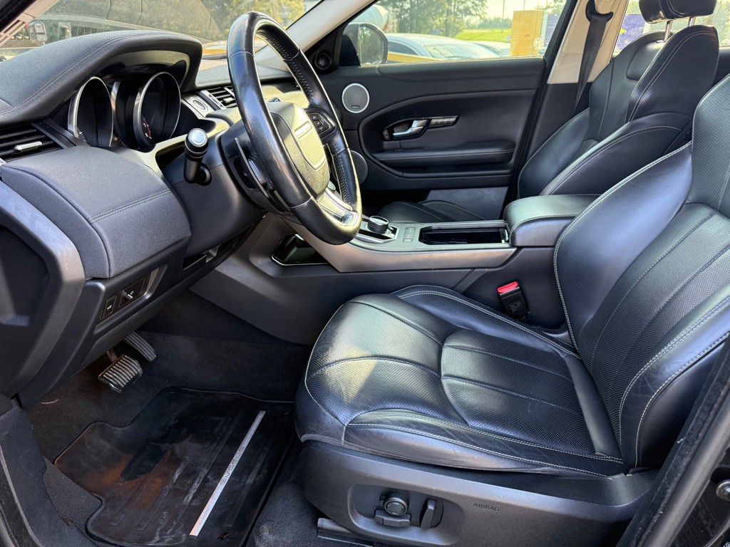 2018 Land Rover Range Rover Evoque Image 11
