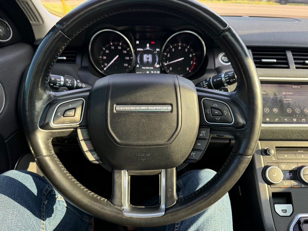2018 Land Rover Range Rover Evoque Image 15