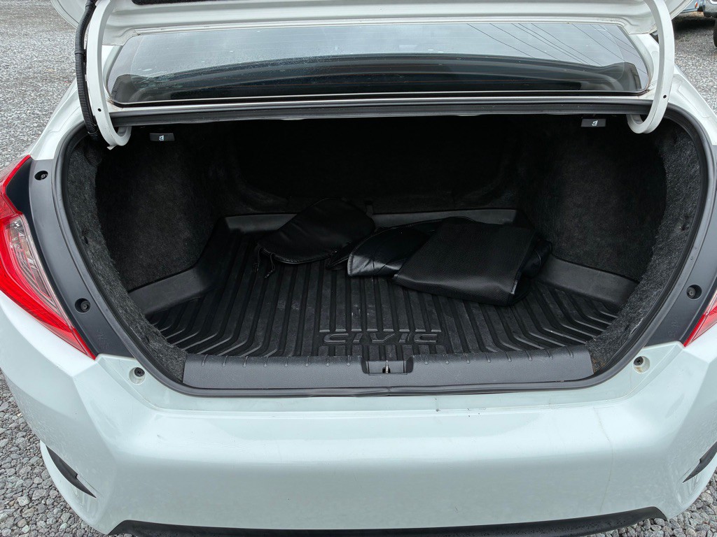 2016 Honda Civic Image 11