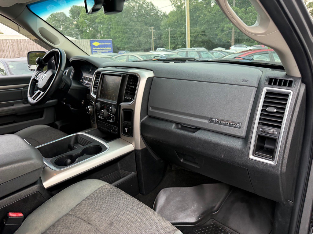 2016 RAM 1500 Image 7