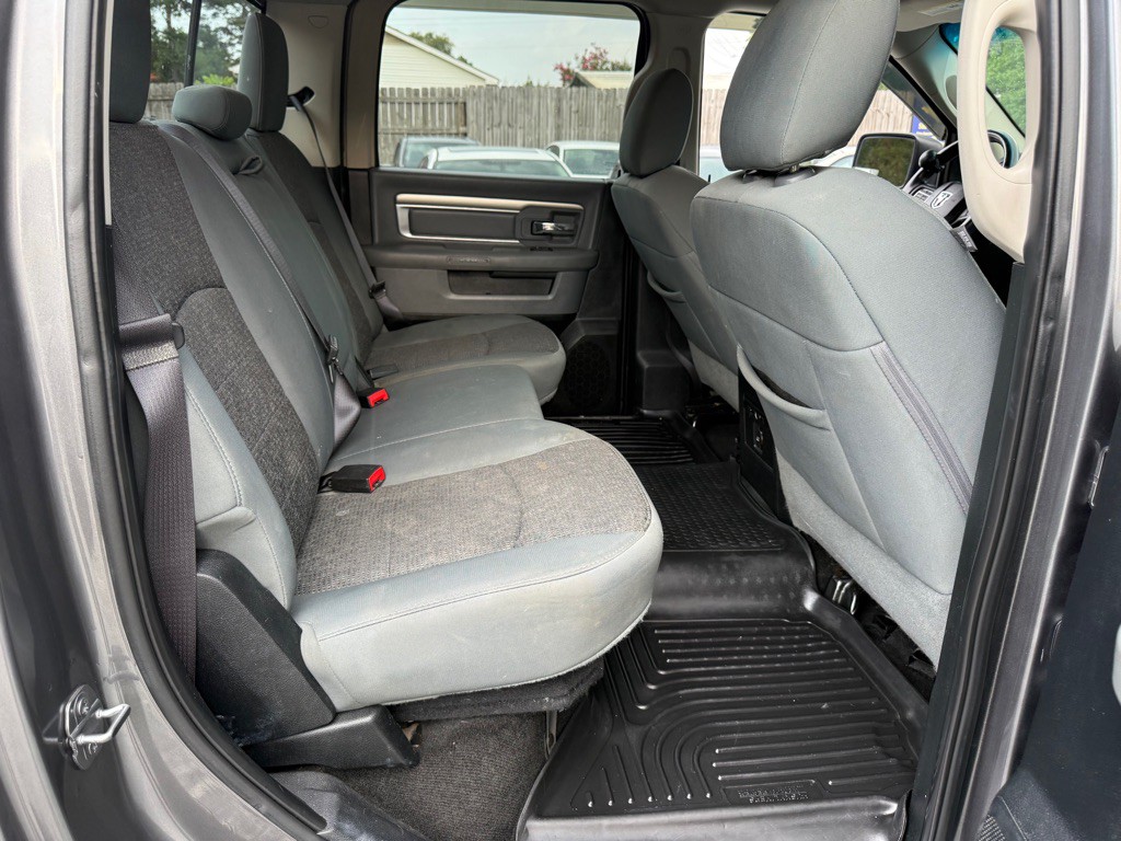 2016 RAM 1500 Image 8