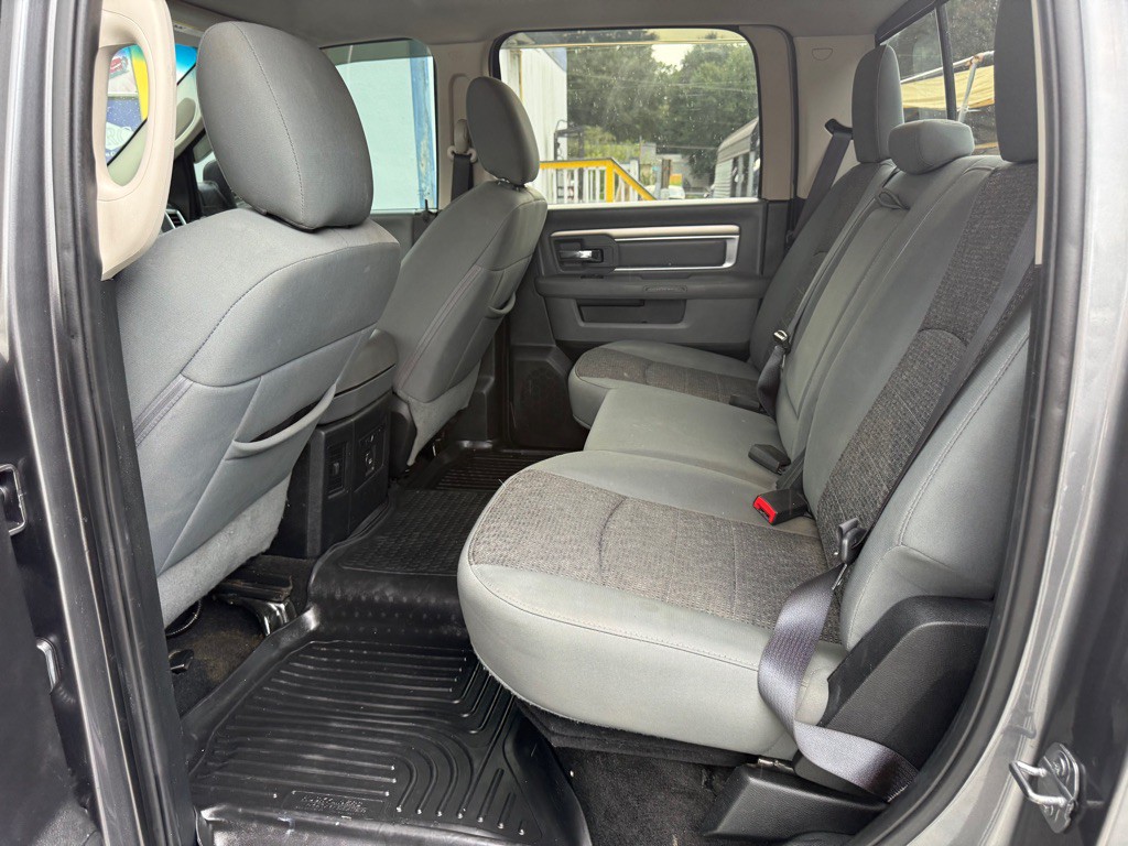 2016 RAM 1500 Image 10