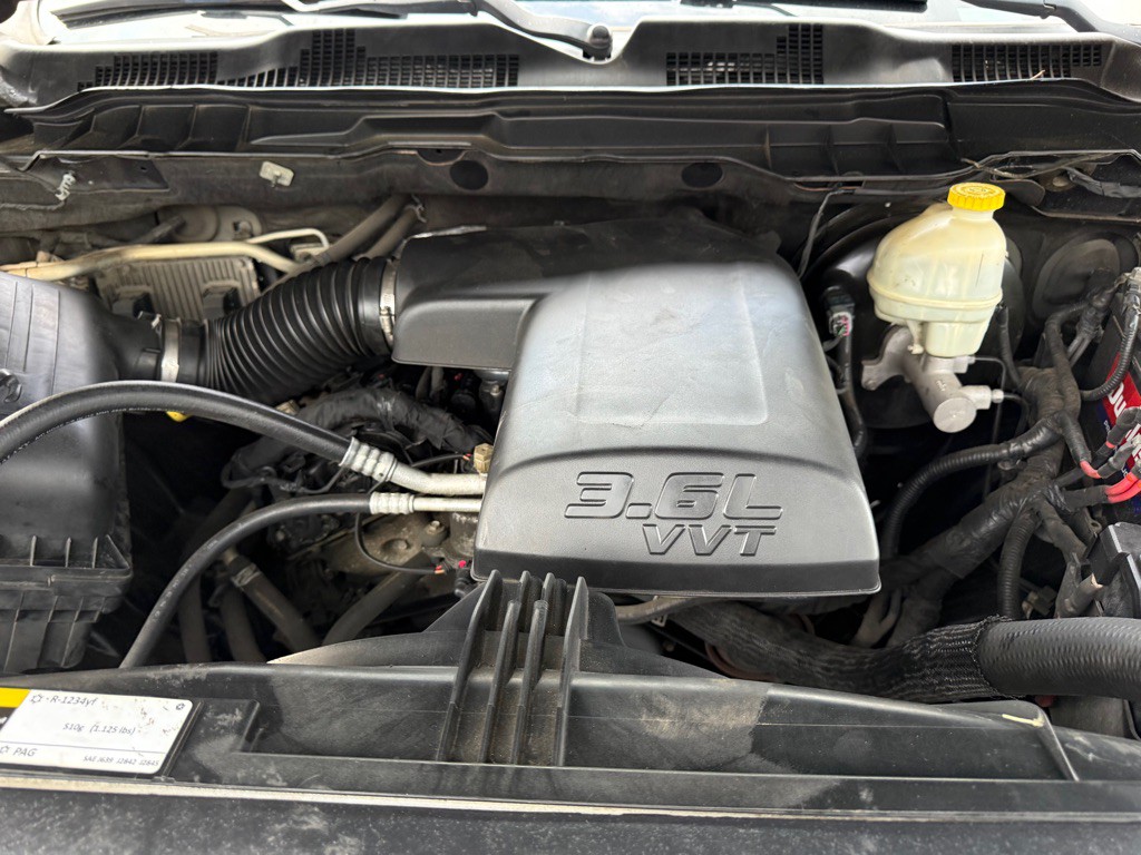2016 RAM 1500 Image 12
