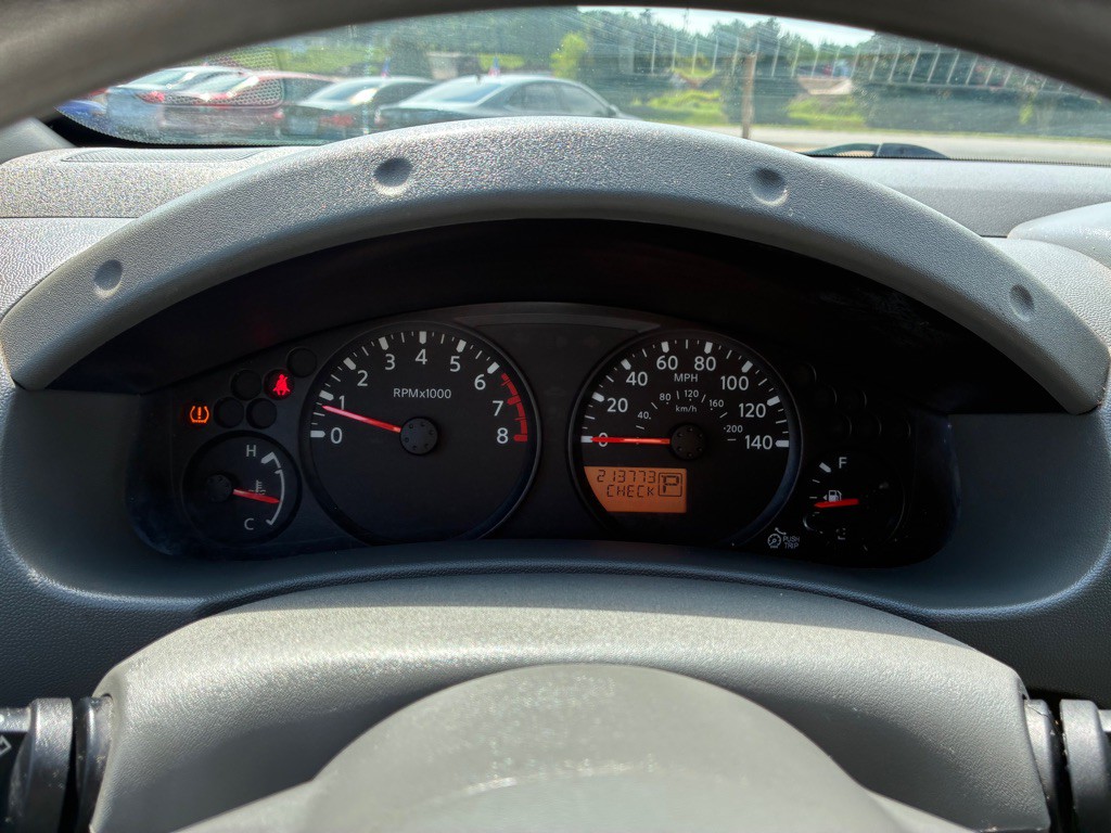 2019 Nissan Frontier Image 11