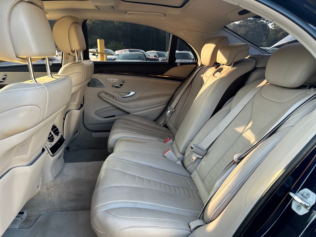 2016 Mercedes-Benz S-Class Image 7
