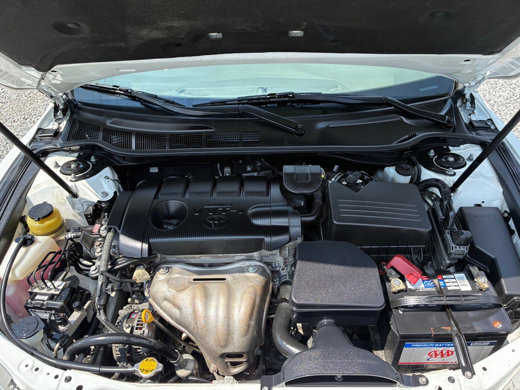 2011 Toyota Camry Image 7