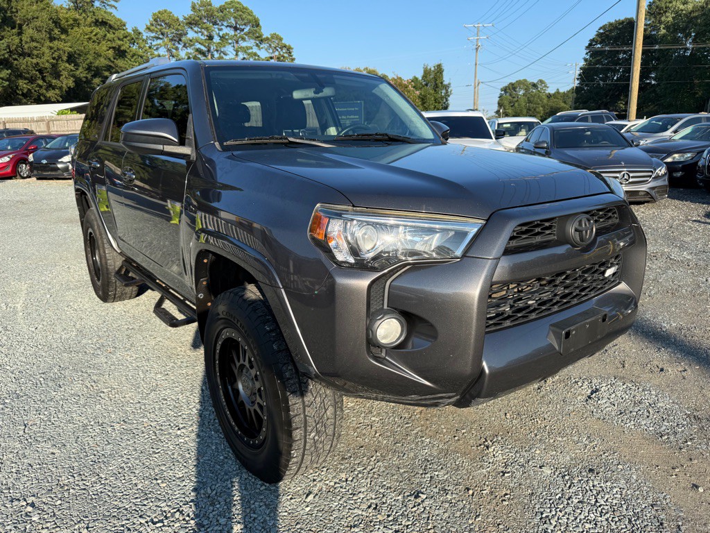 2016 Toyota 4Runner Image 4