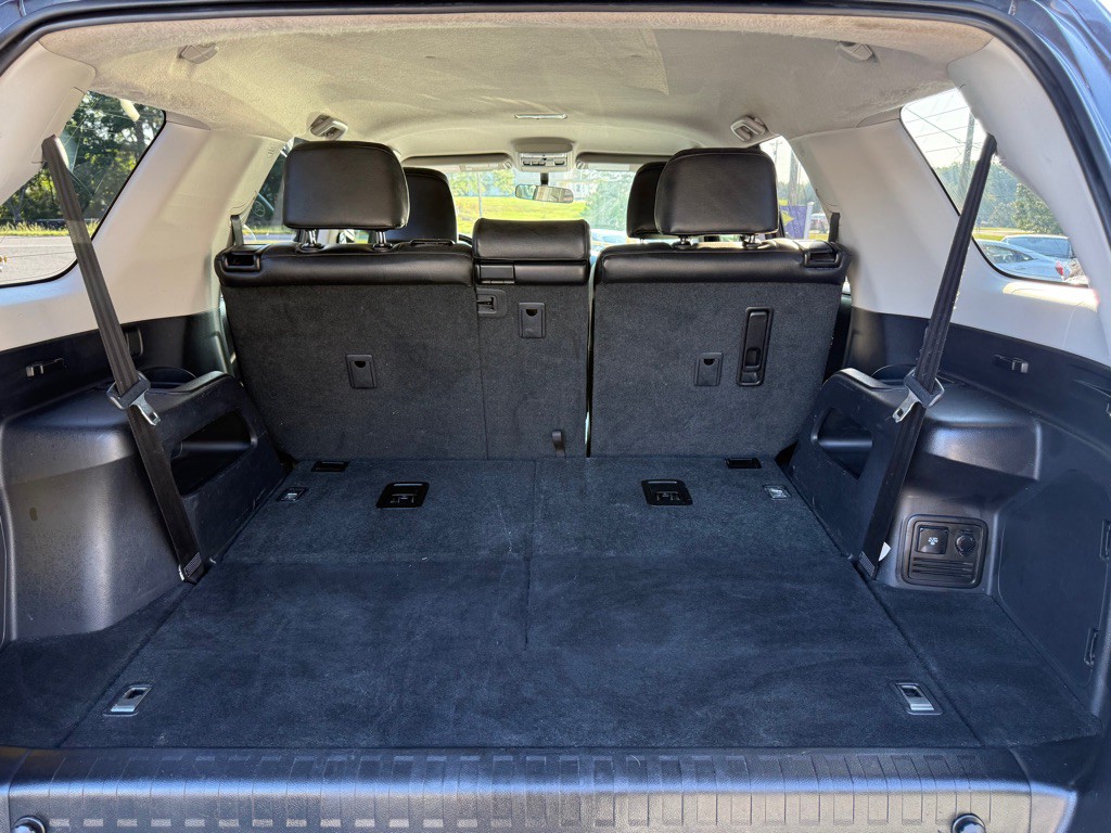 2016 Toyota 4Runner Image 9