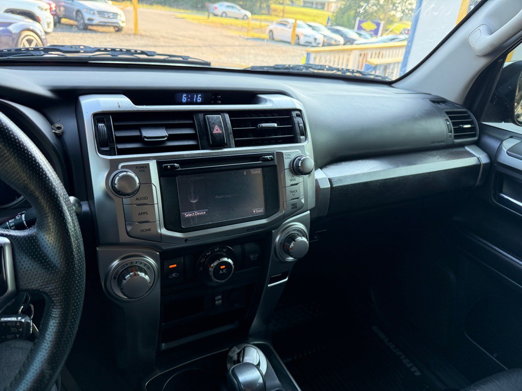 2016 Toyota 4Runner Image 14