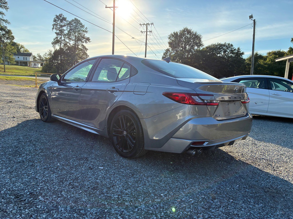 2025 Toyota Camry Image 4