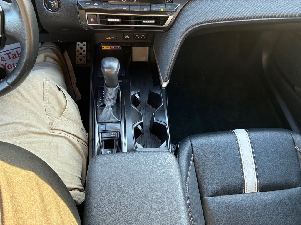 2025 Toyota Camry Image 20