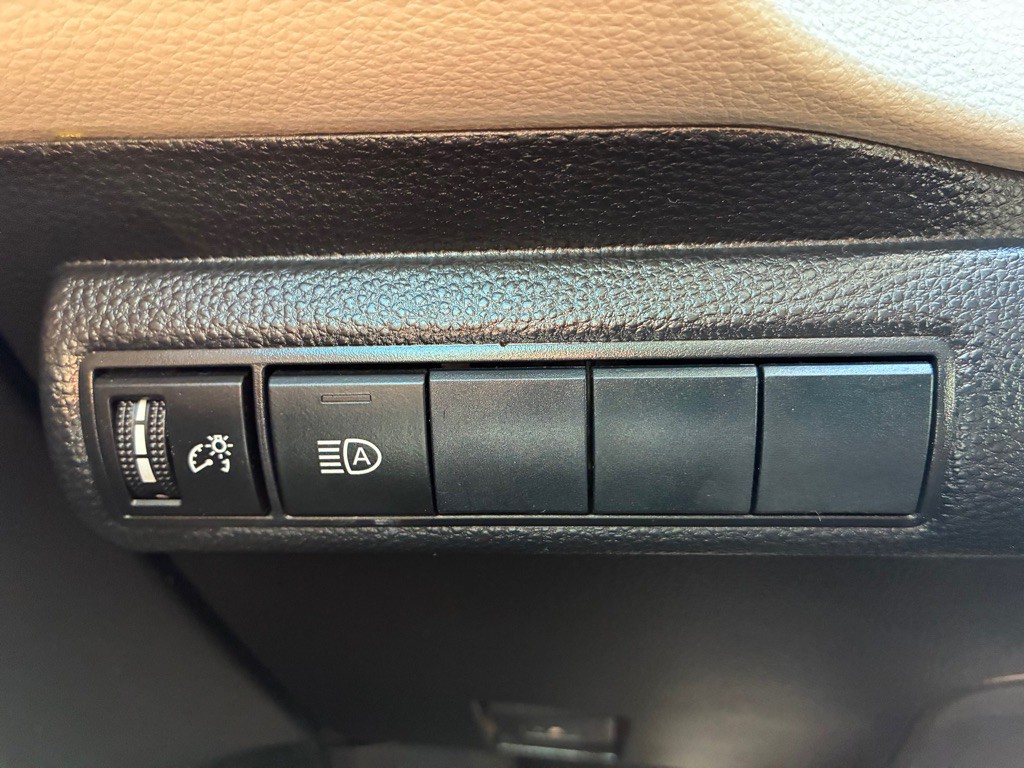 2020 Toyota Corolla Image 19