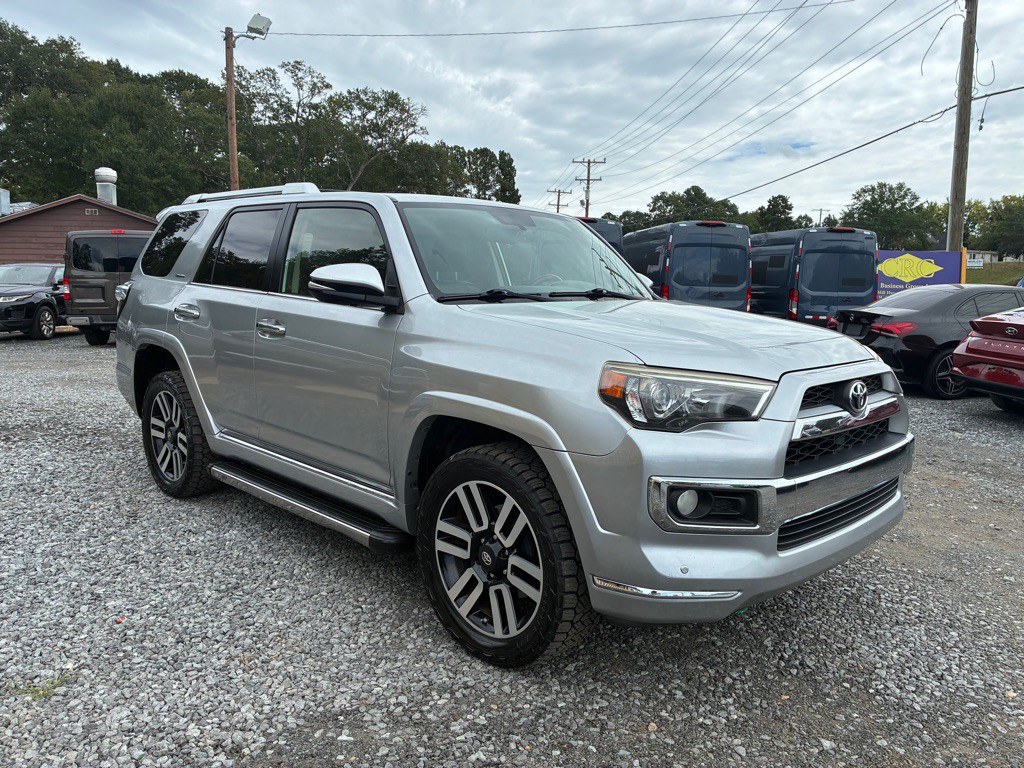 2015 Toyota 4Runner Image 2