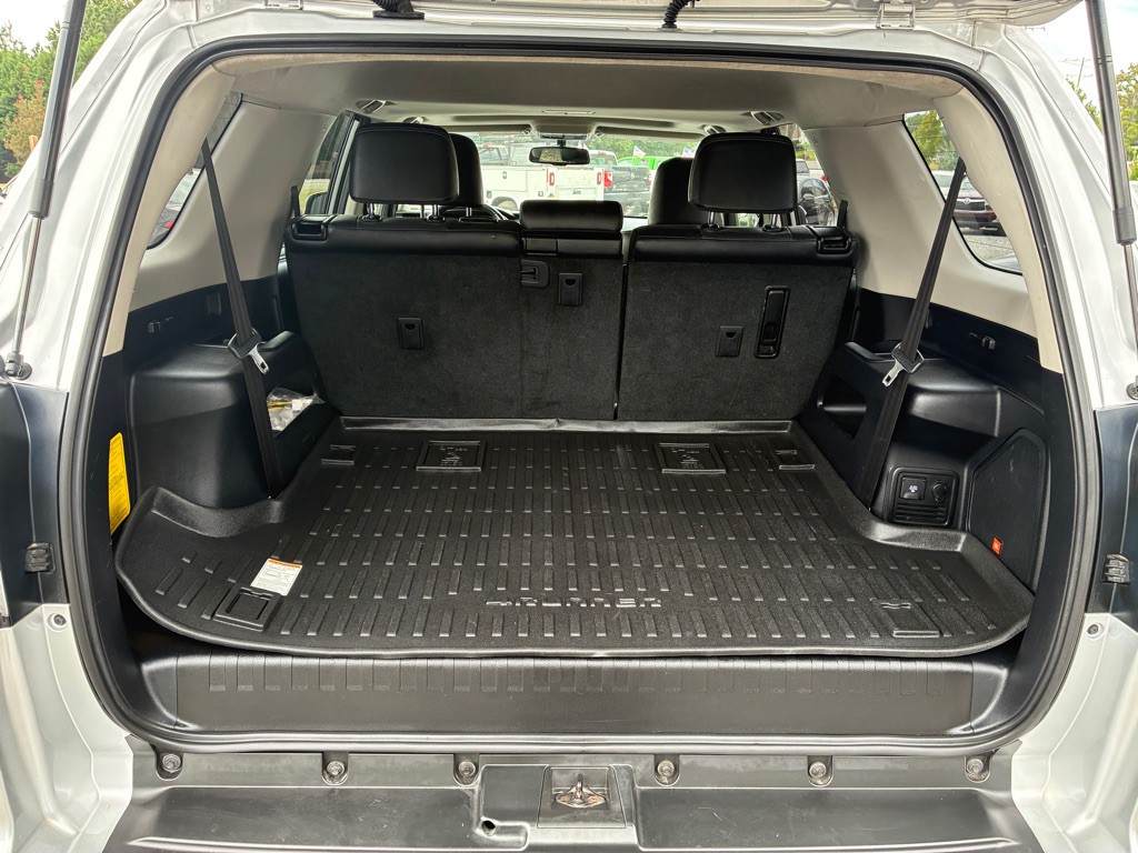 2015 Toyota 4Runner Image 11