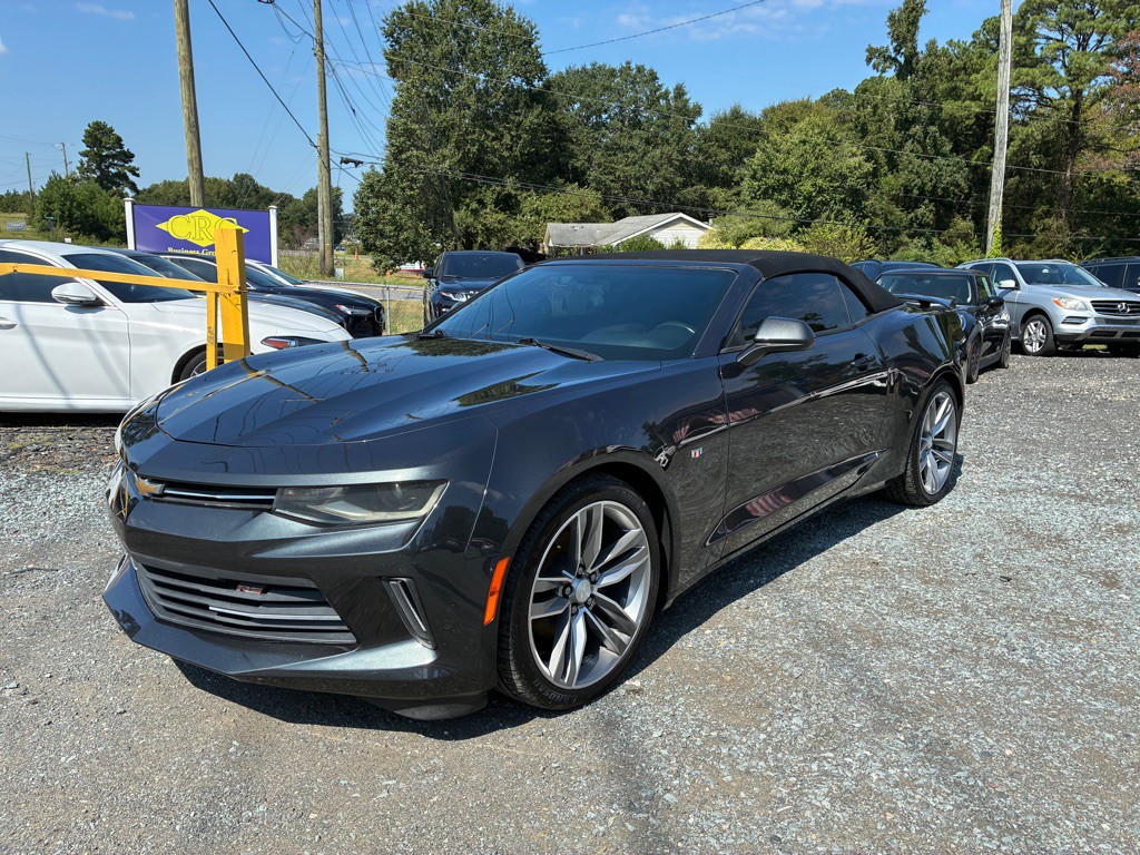 2017 Chevrolet Camaro Image 1