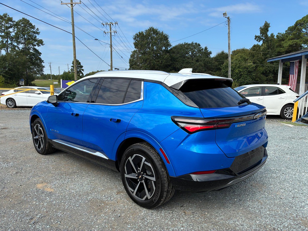 2024 Chevrolet Equinox Image 4