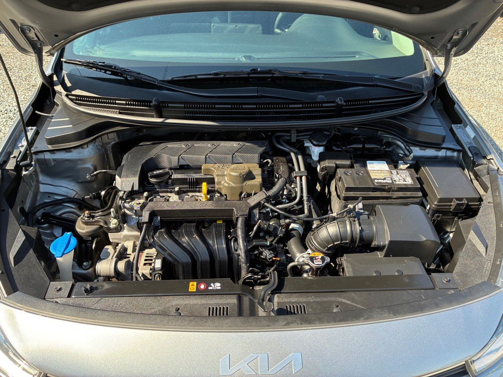 2023 Kia Rio Image 5