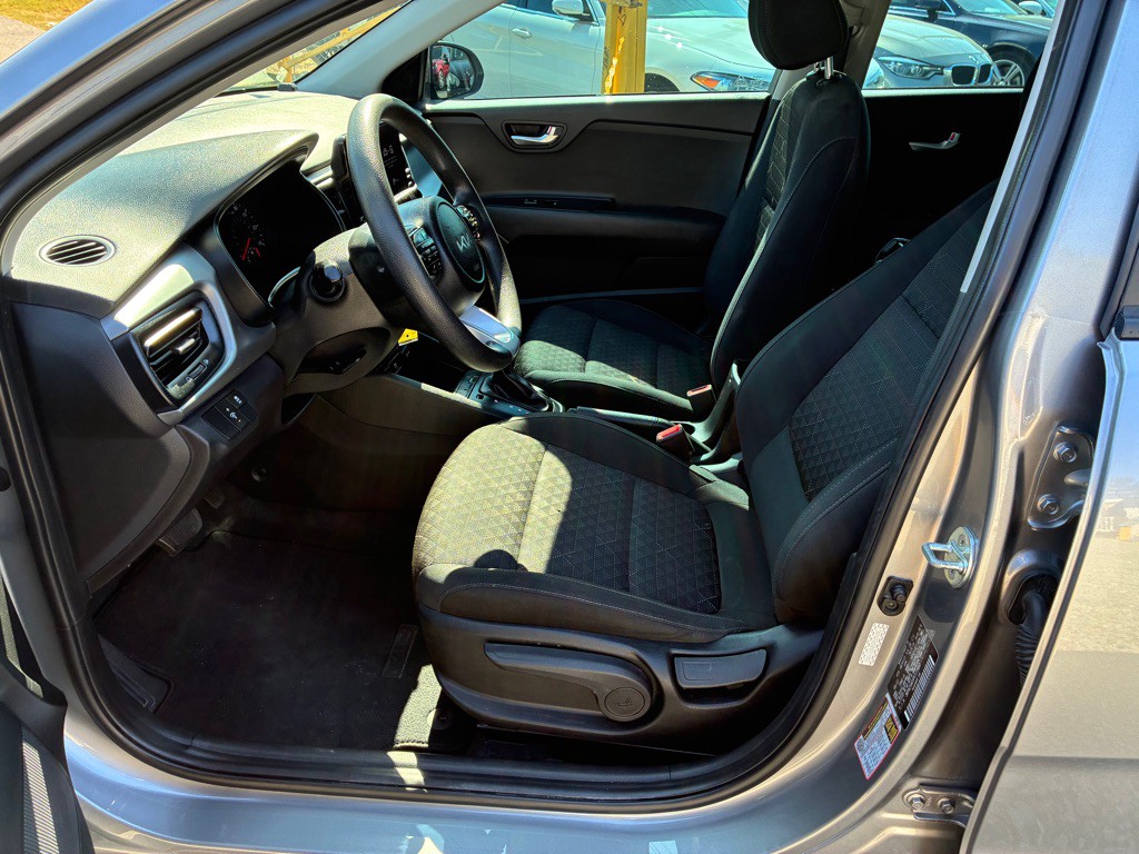 2023 Kia Rio Image 7