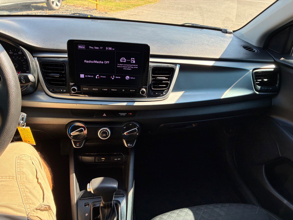 2023 Kia Rio Image 15