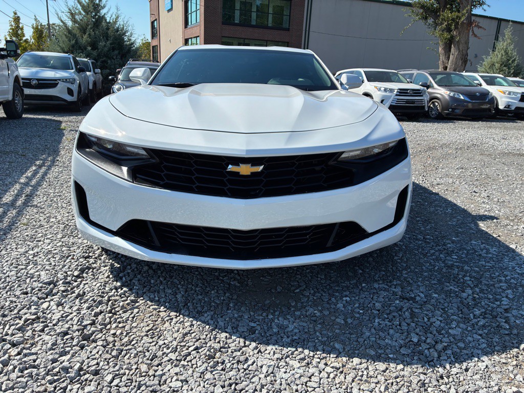 2022 Chevrolet Camaro Image 2