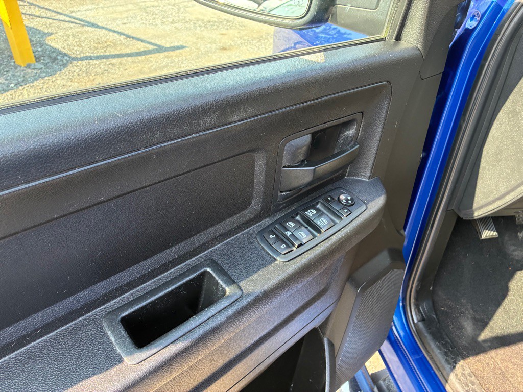 2018 RAM 1500 Image 12