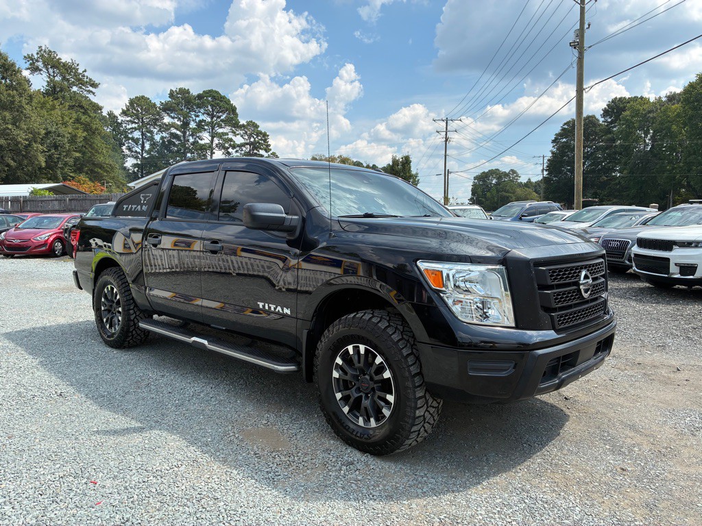 2021 Nissan Titan Image 4