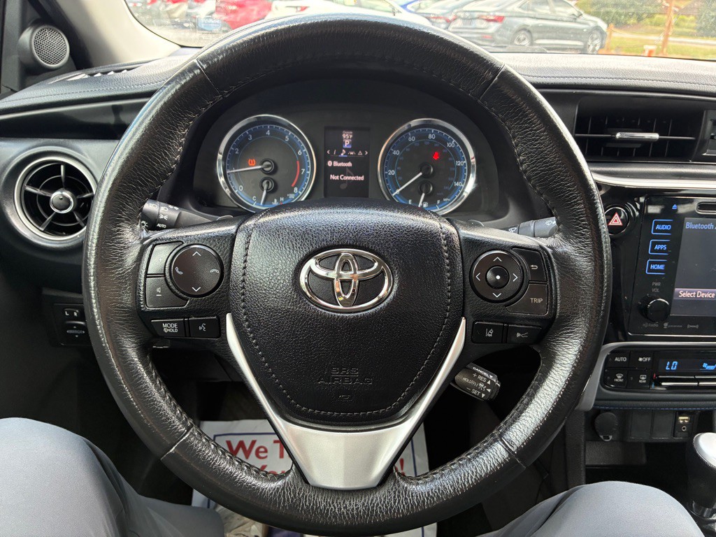 2018 Toyota Corolla Image 13