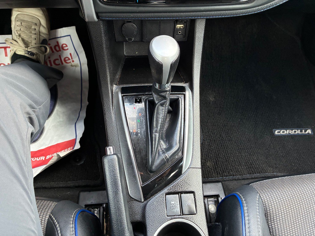 2018 Toyota Corolla Image 18