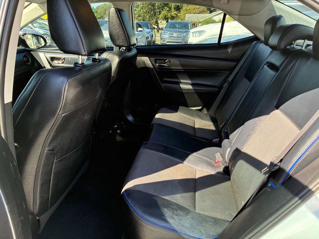 2017 Toyota Corolla Image 9