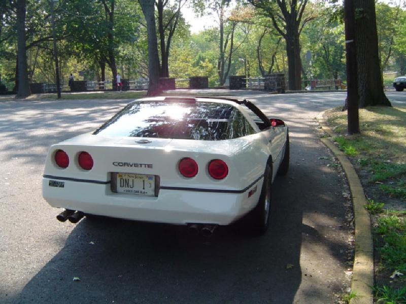 1986 Chevrolet Corvette Image 8