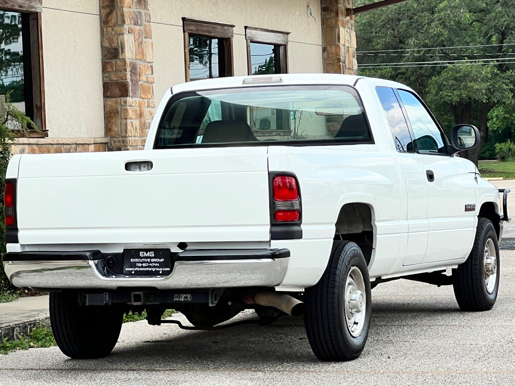 2001 Dodge Ram 2500 Image 5
