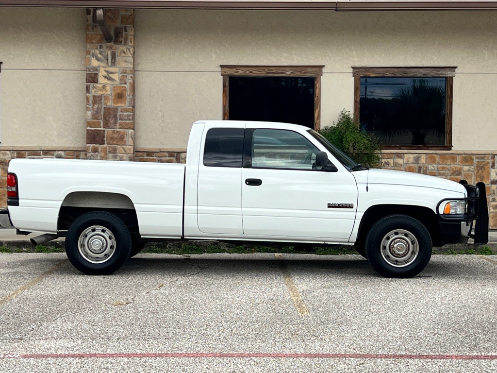 2001 Dodge Ram 2500 Image 6