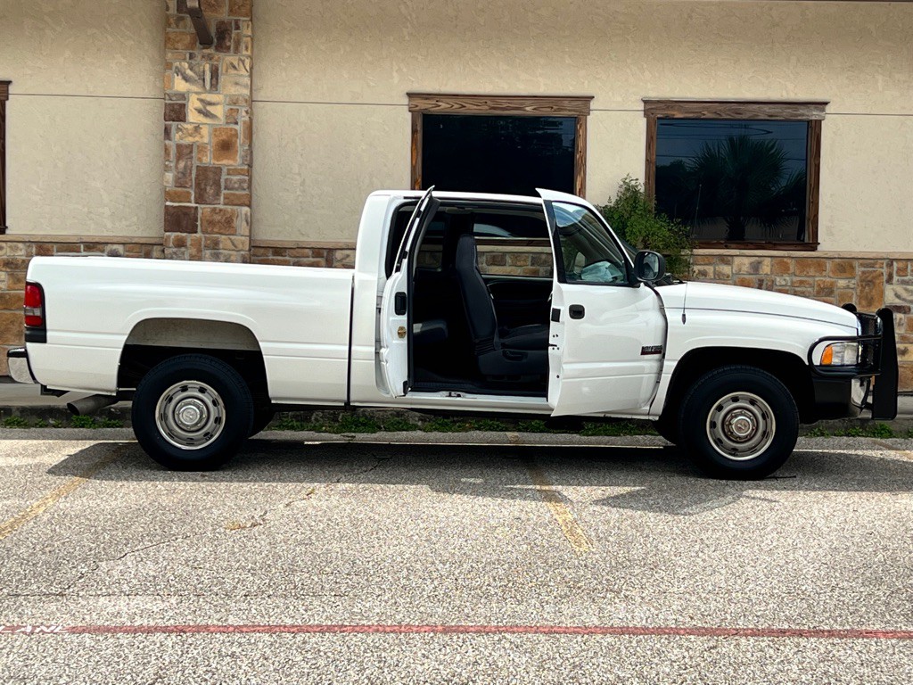 2001 Dodge Ram 2500 Image 7