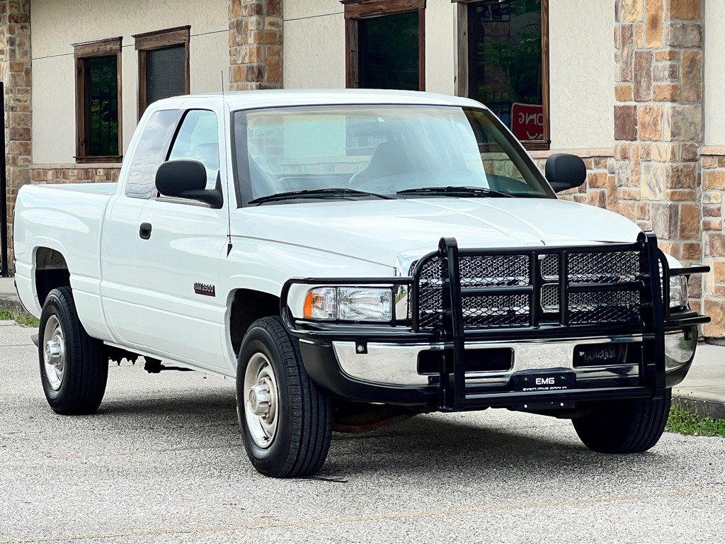 2001 Dodge Ram 2500 Image 8