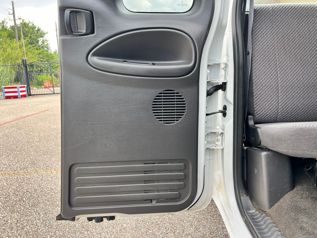 2001 Dodge Ram 2500 Image 19