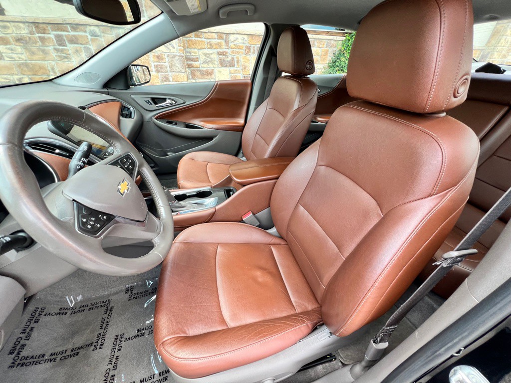 2016 Chevrolet Malibu Image 9