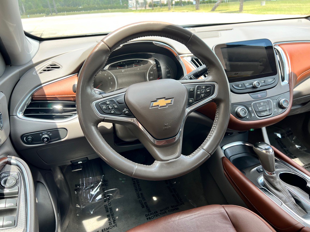 2016 Chevrolet Malibu Image 12