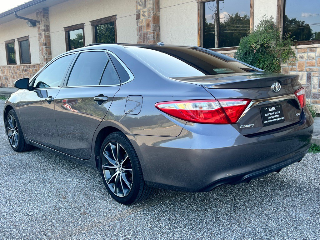 2015 Toyota Camry Image 3