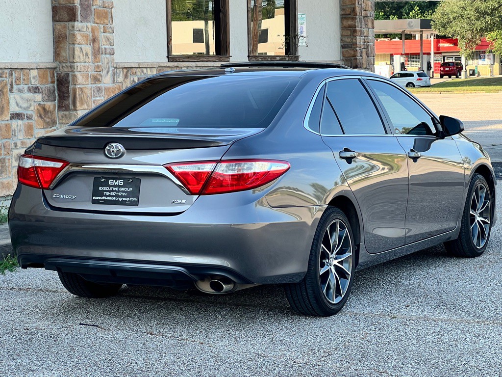2015 Toyota Camry Image 4