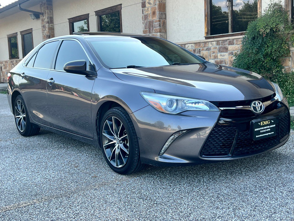 2015 Toyota Camry Image 6