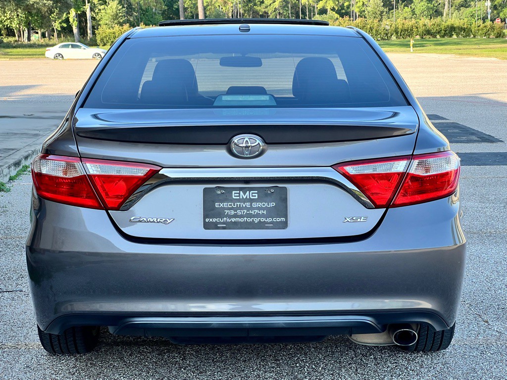 2015 Toyota Camry Image 8