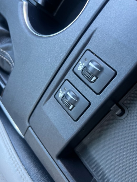 2015 Toyota Camry Image 18