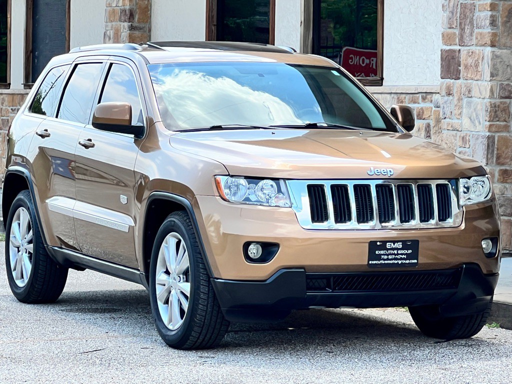 2011 Jeep Grand Cherokee Image 7