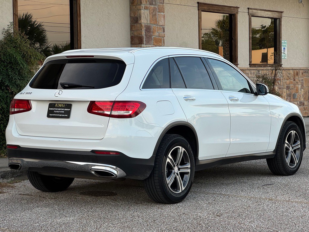 2016 Mercedes-Benz GLC-Class Image 5