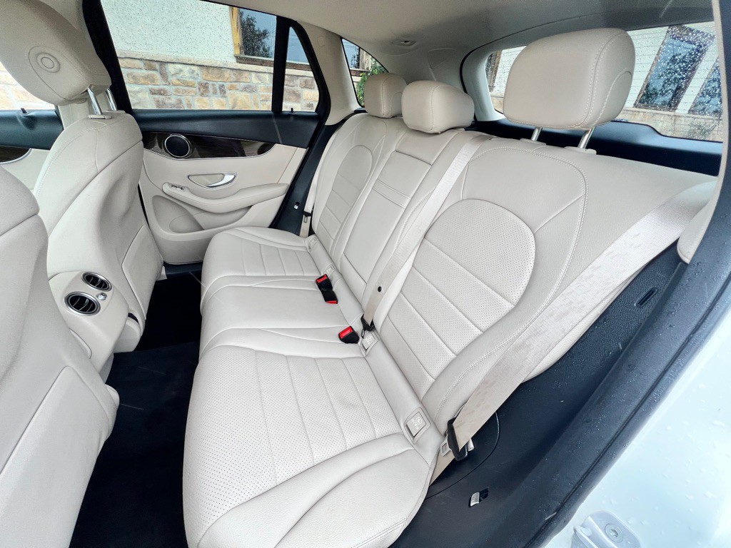 2016 Mercedes-Benz GLC-Class Image 15