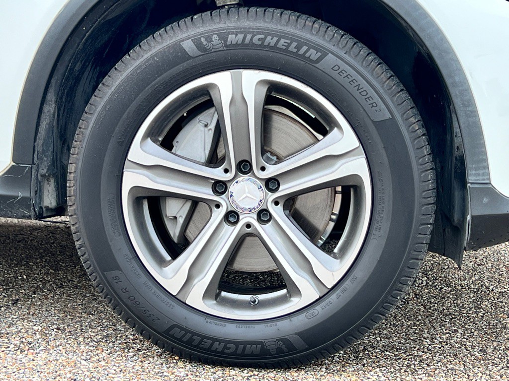 2016 Mercedes-Benz GLC-Class Image 25