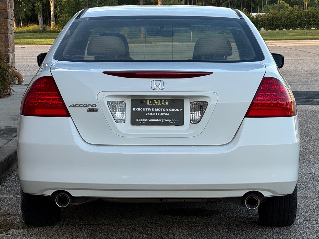 2007 Honda Accord Image 4