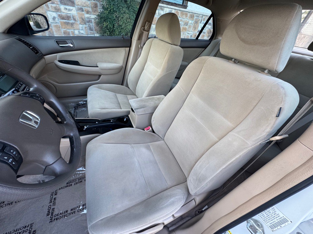 2007 Honda Accord Image 9