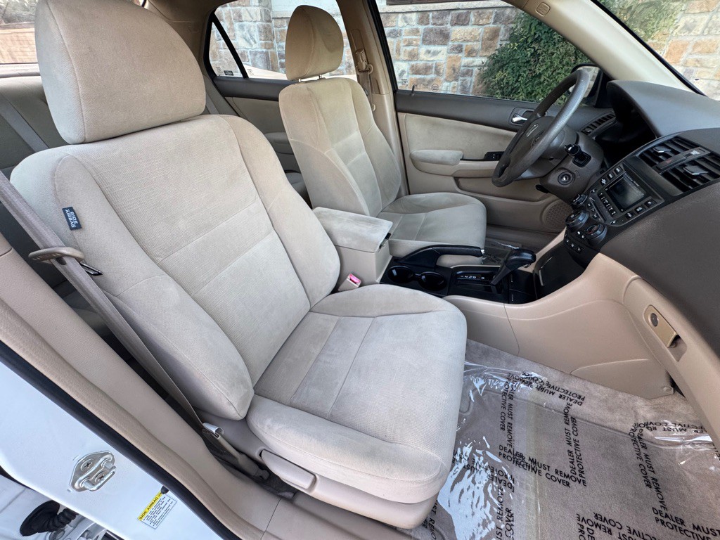 2007 Honda Accord Image 10
